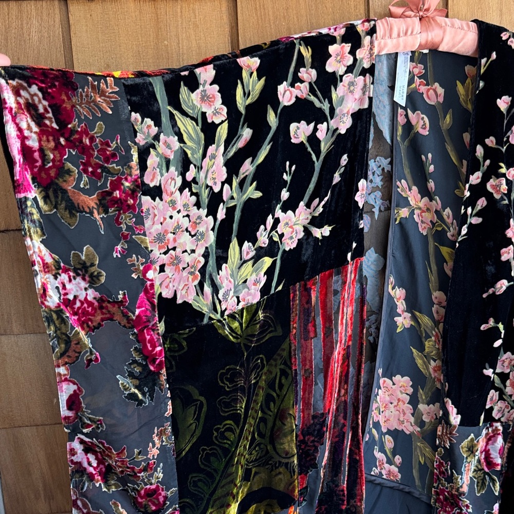 Floreat Black Floral Velvet Kimono Jacket with Pink & Red Accents - Picture 4 of 6